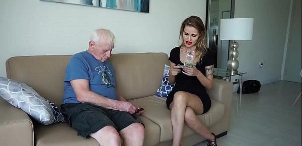  Unscrupulous mistress spells an old man for money